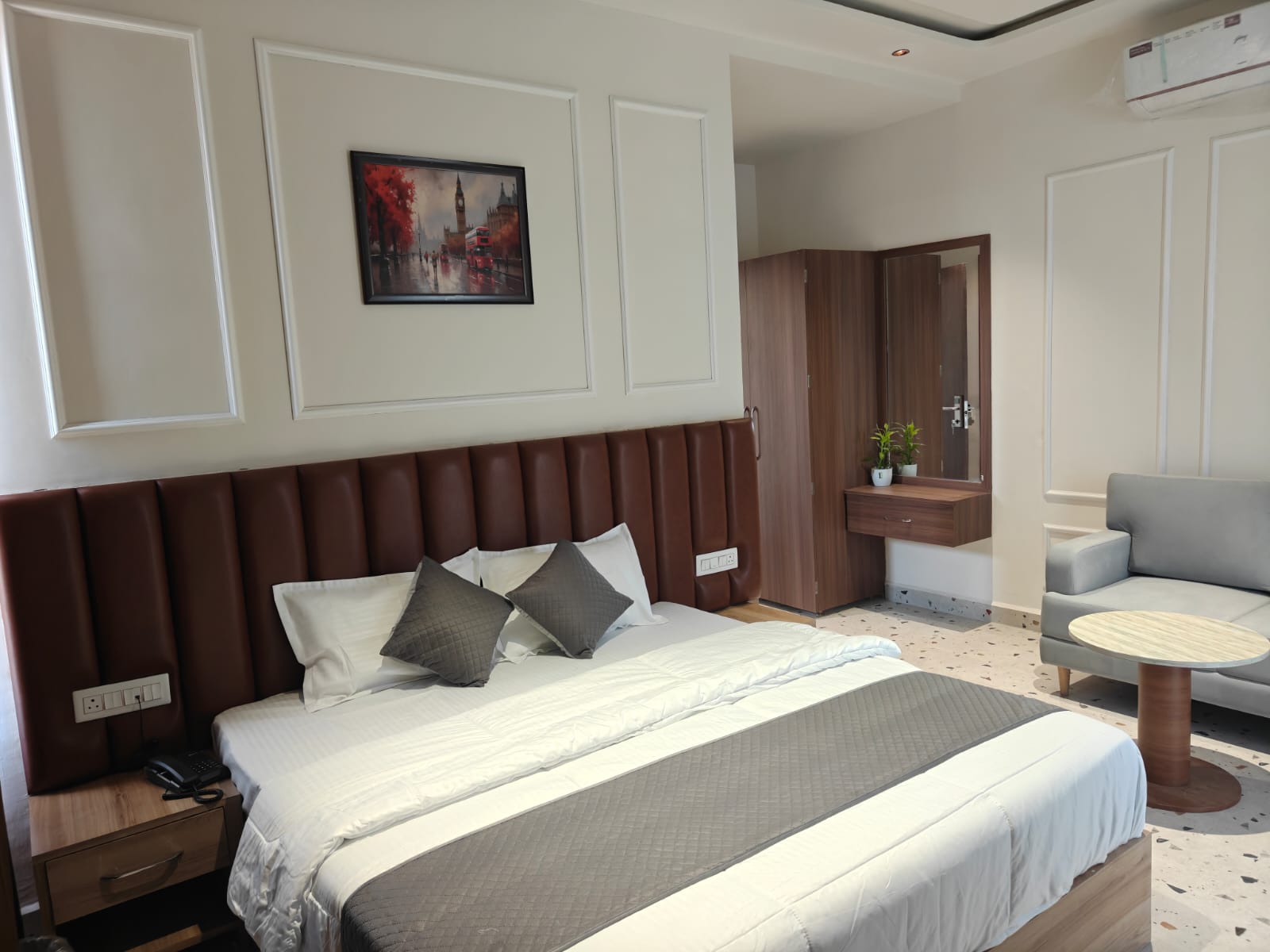 HOTEL NATRAJ