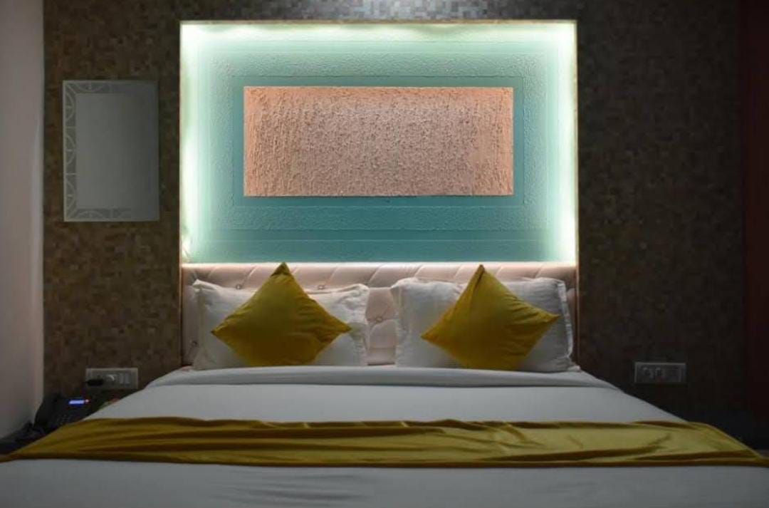 Hotel Shanti Palace