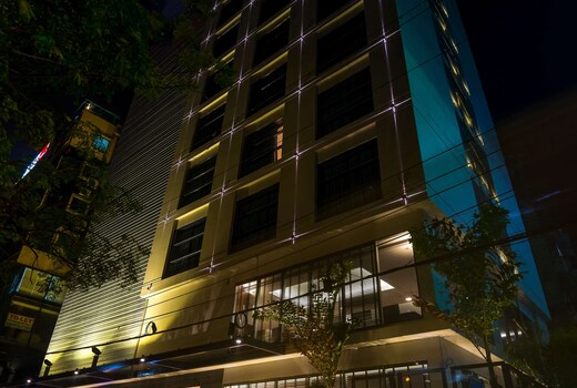 Best Western Plus Maple Leaf