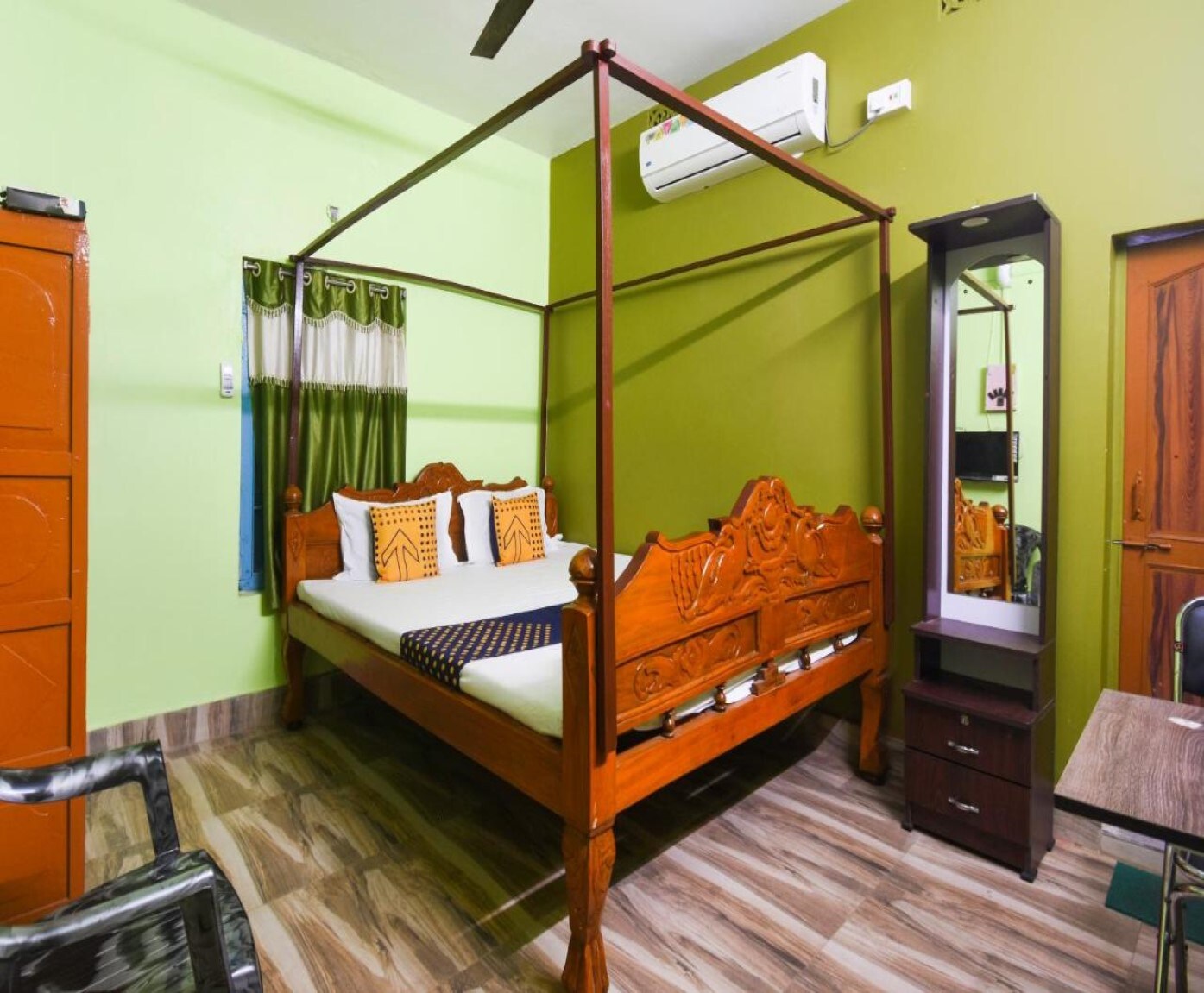 Lodge Meghmallar