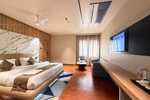 Hotel Shivruun