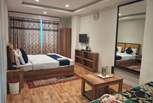 Hotel Kasturi