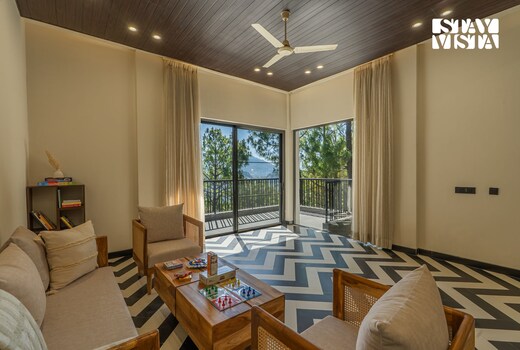 StayVista at Quatro@Himalayan Den
