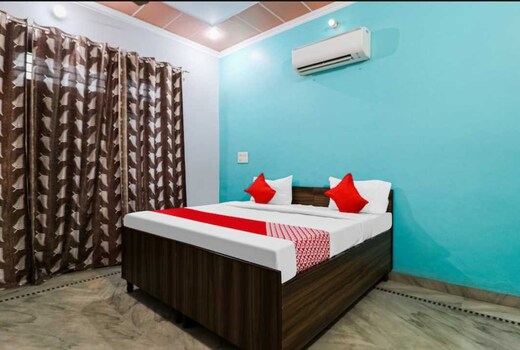 Hotel O by OYO Smart City Guest House