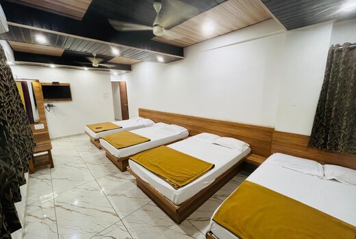 Shree Balaji Lodging