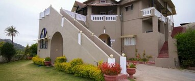 Hotel Udai Garh ( Only For Family and Couple's )