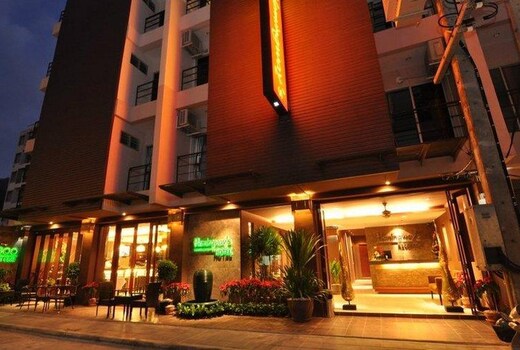 Hemingway's Hotel