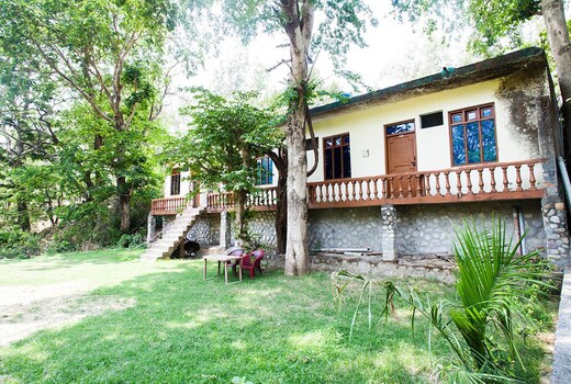 Corbett Deer's Home