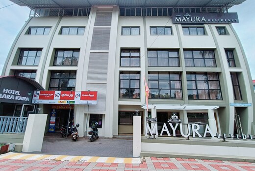 Hotel Mayura Residency