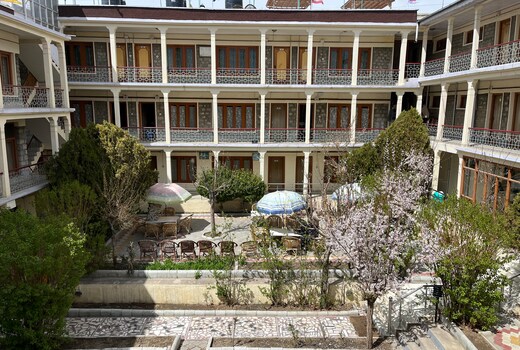 Hotel Ga-ldan Continental