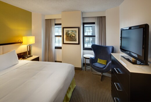 The Hollis Halifax a DoubleTree Suites by Hilton Hotel