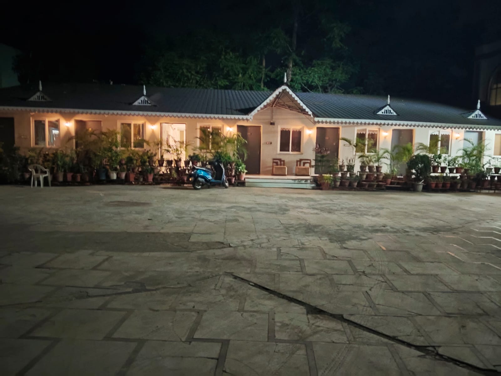 Hotel Kalinga Crown