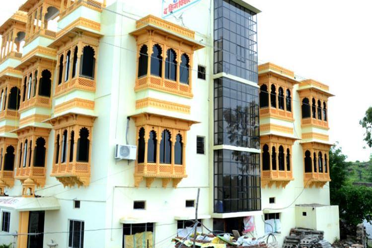 The Kingfisher Palace