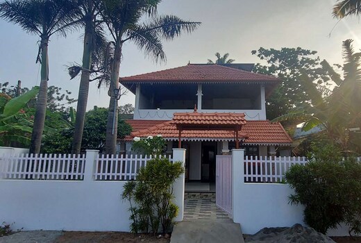 Happy Seas Beach Villa