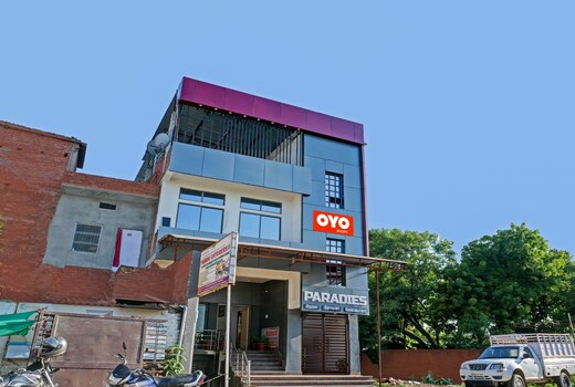 Hotel O Paradise