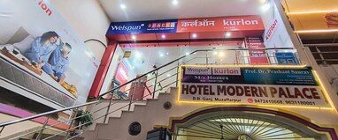 Hotel Modern Palace