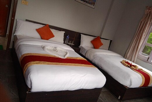 Hotel Blue Moon
