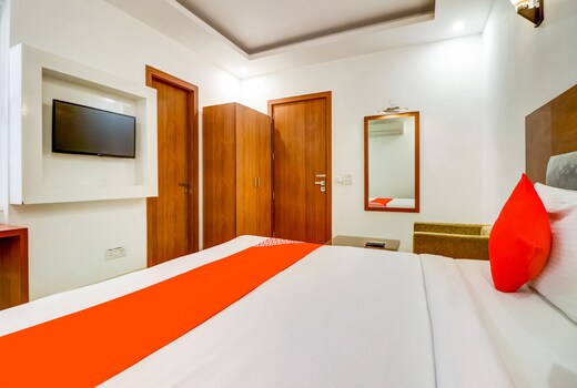 Hotel Skyway Inn