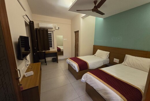 Hotel Sri Murari