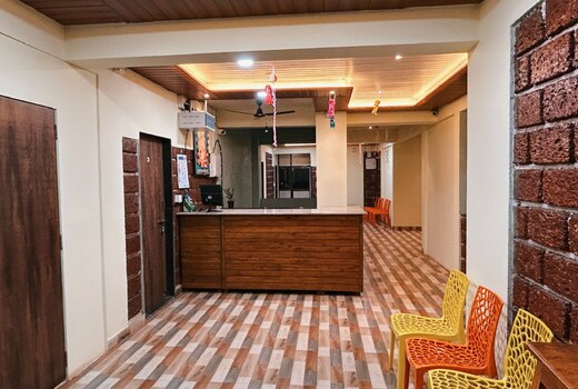 Garnet Inn Dapoli