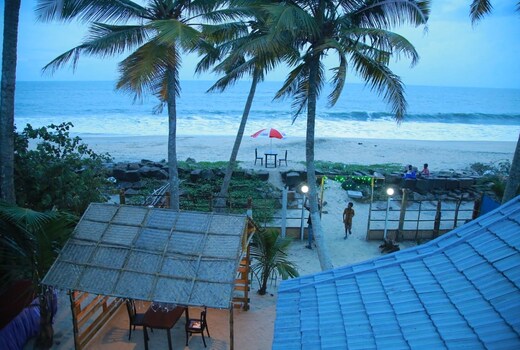 Alleppey Beach Front Homestay