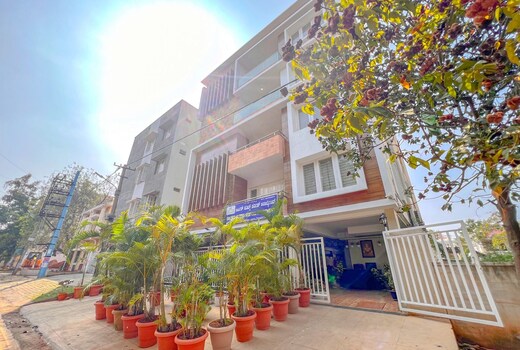 Windfall Service Apartment