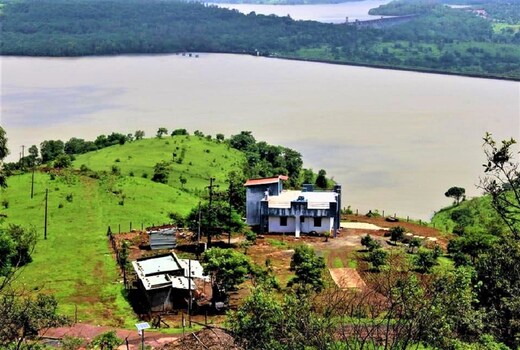 Riverdale Veena villa