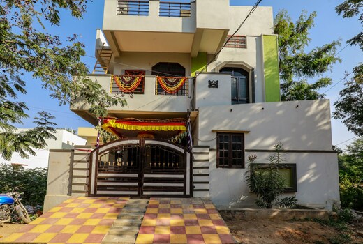 Service Bungalow | 3 BHK Apartment