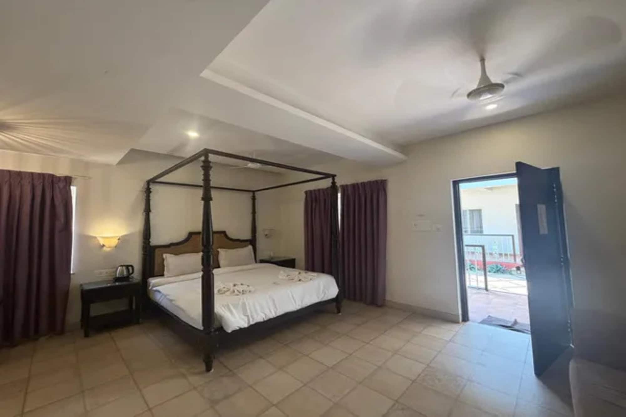 FabHotel Natures Nest In