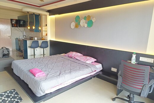 Siddha Xanadu Studio Pool Near Airport CC2 Mall