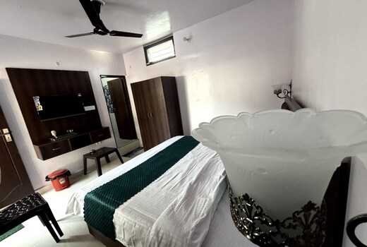 Rautela Home Stay