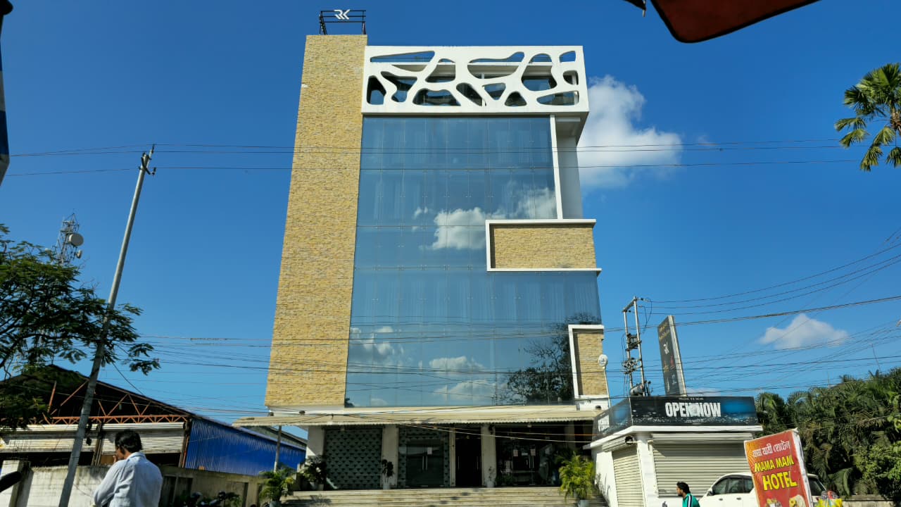 HOTEL SKYLINE