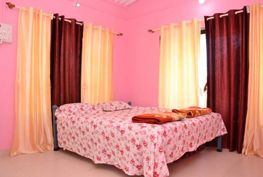 Aishwarya Farmhouse