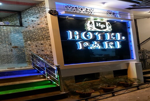 HOTEL PARI