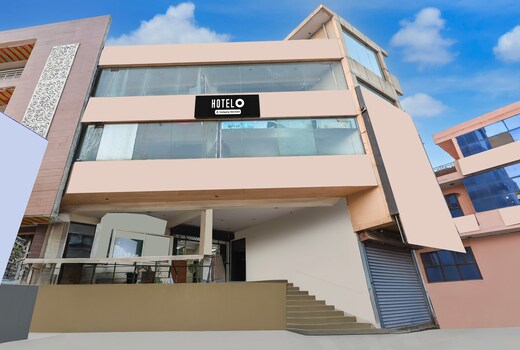 Super Hotel O Sector 4 Manraj Complex Gurugram