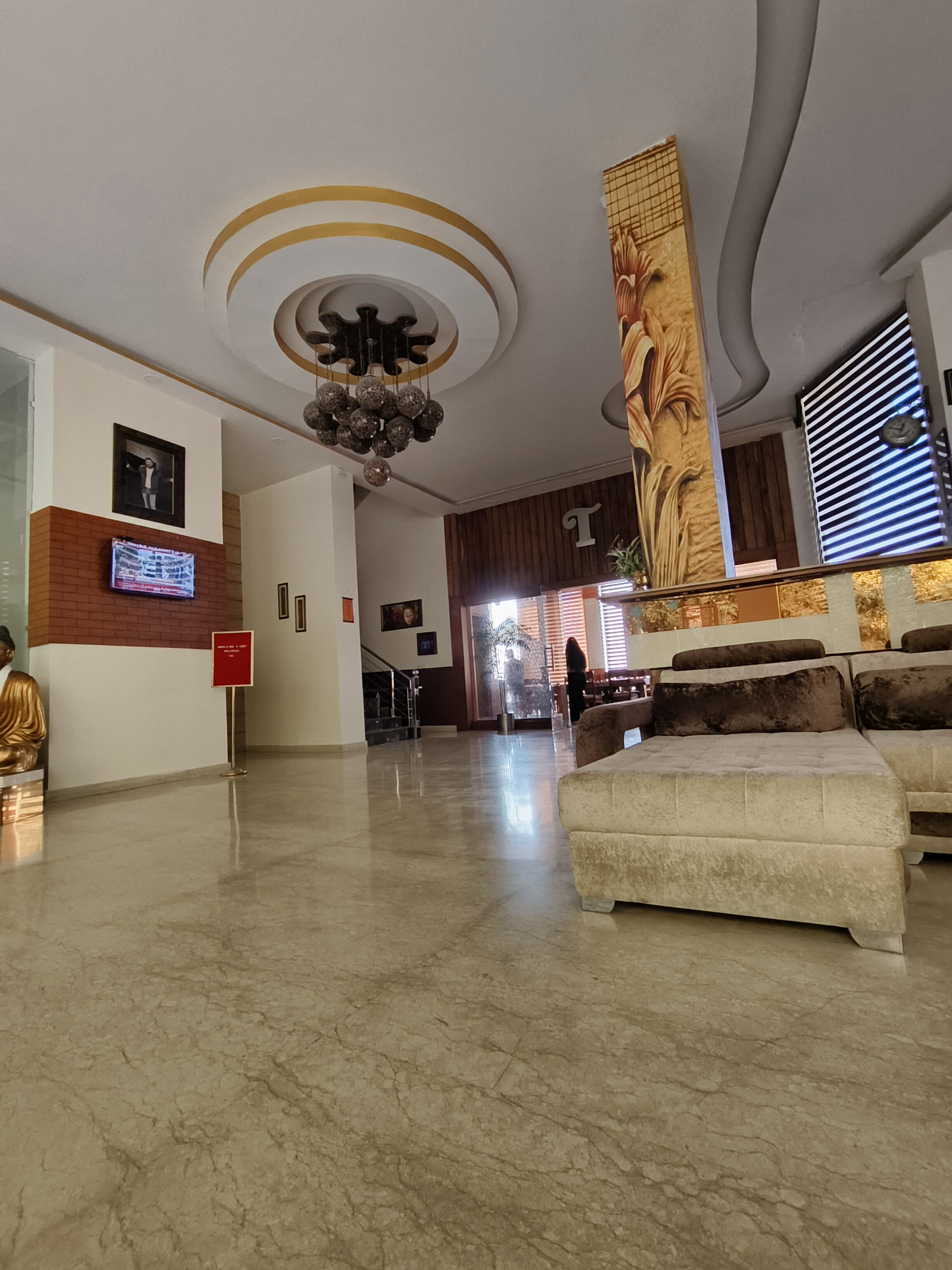 Main gallery