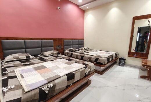 Hotel Shiv Sagar Palace