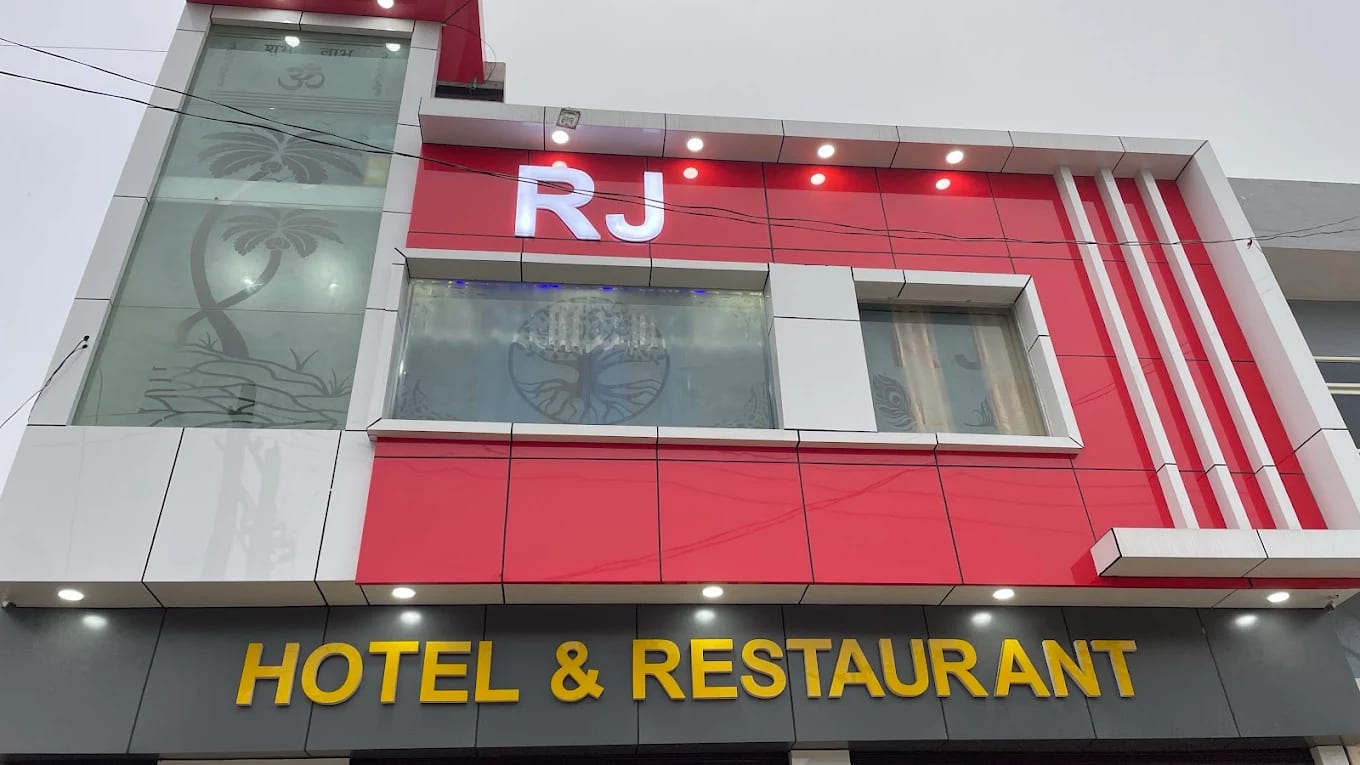 RJ HOTEL & RESTAURANT