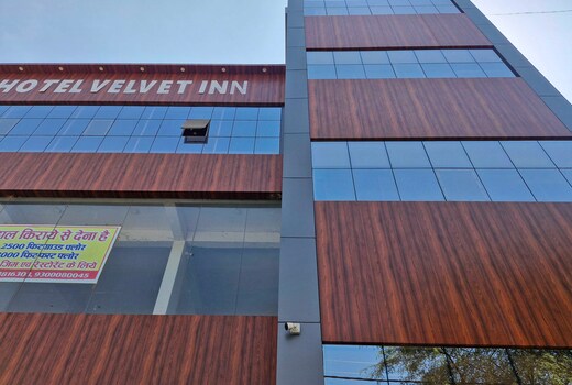 Hotel O Velvet Inn