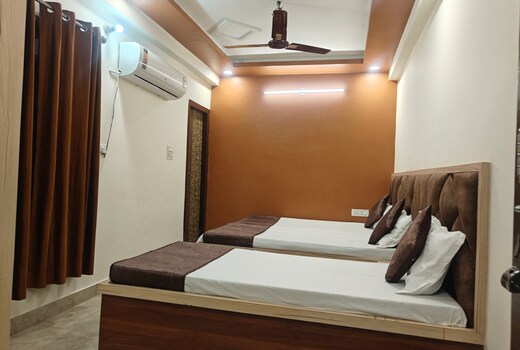 Paradise Villa : Lord Krishna Inns