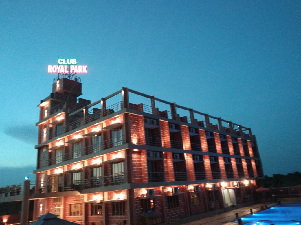 CLUB ROYALPARK
