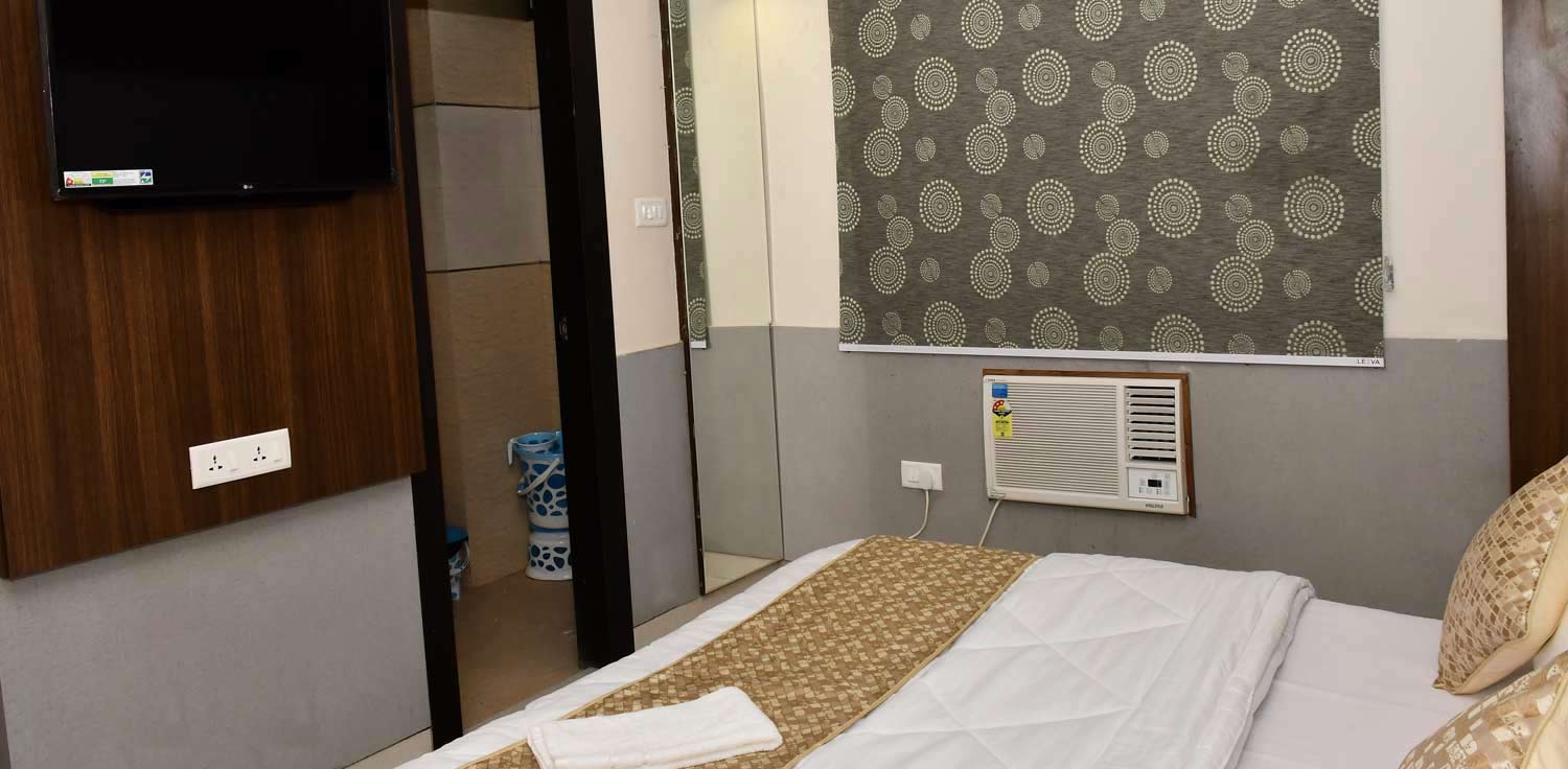 Hotel The Heera Divine