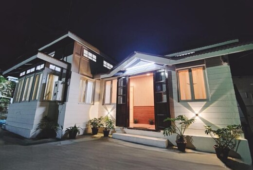 Insara Cottage