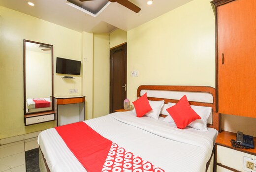 Hotel O City Palace