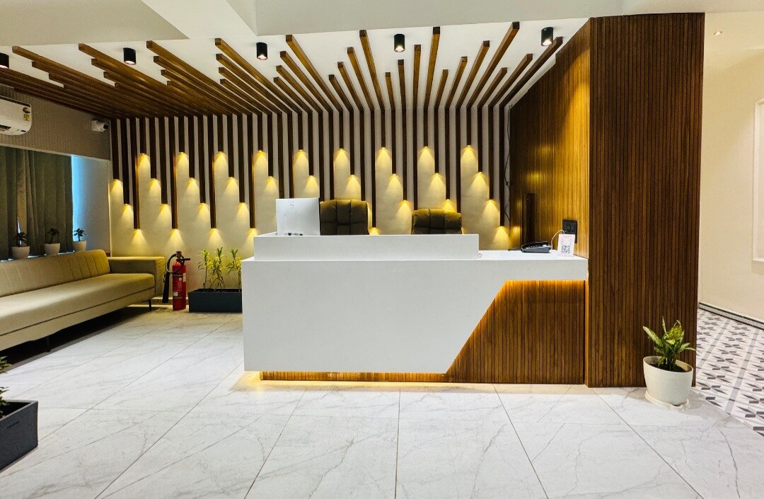 Hotel The 19