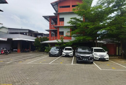 Hotel O Kost Orange Syariah