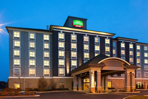 Courtyard By Marriott London