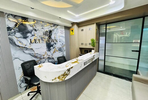 Hotel Lee Town