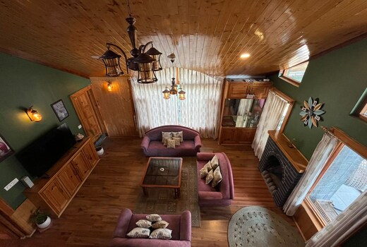 Mosum Retreat
