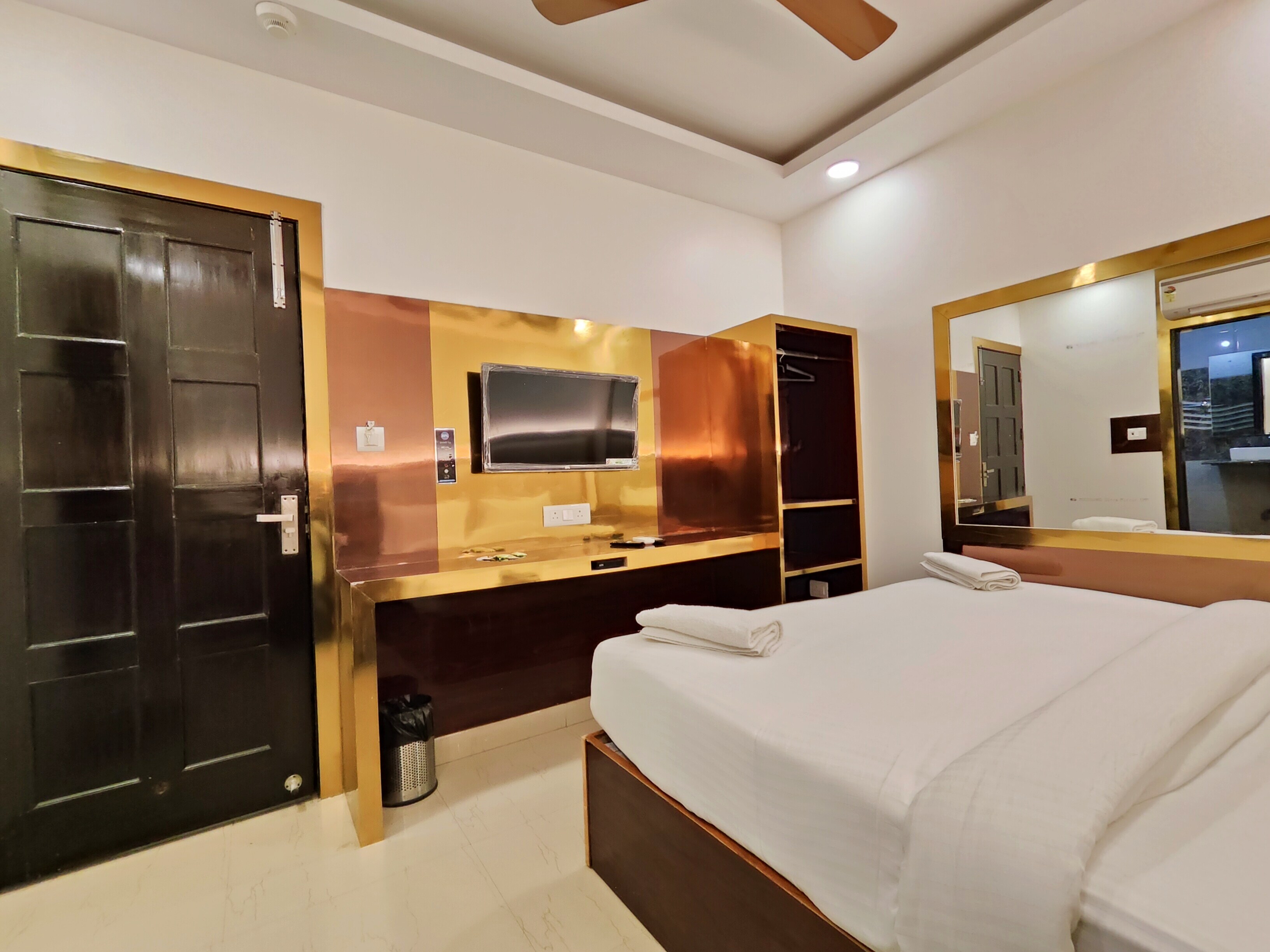 Hotel Apple Villa @ Paharganj